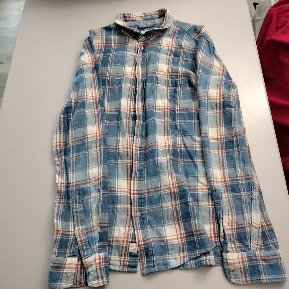 Marine Layer Blue and White Casual Button Down Shirt
